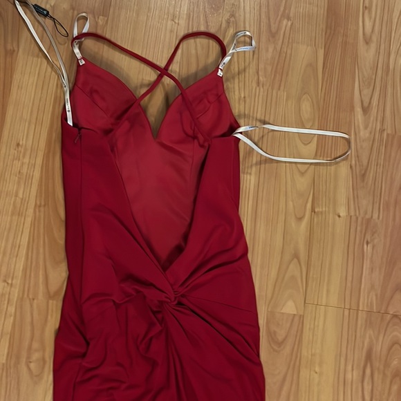 Faviana red dress size 0 - Picture 6 of 12